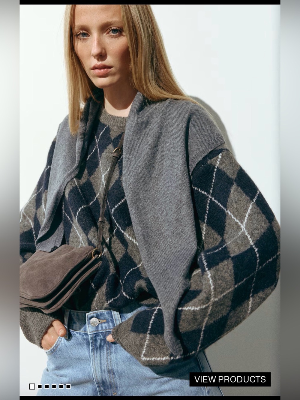 H&M Triangle Scarf in Grey